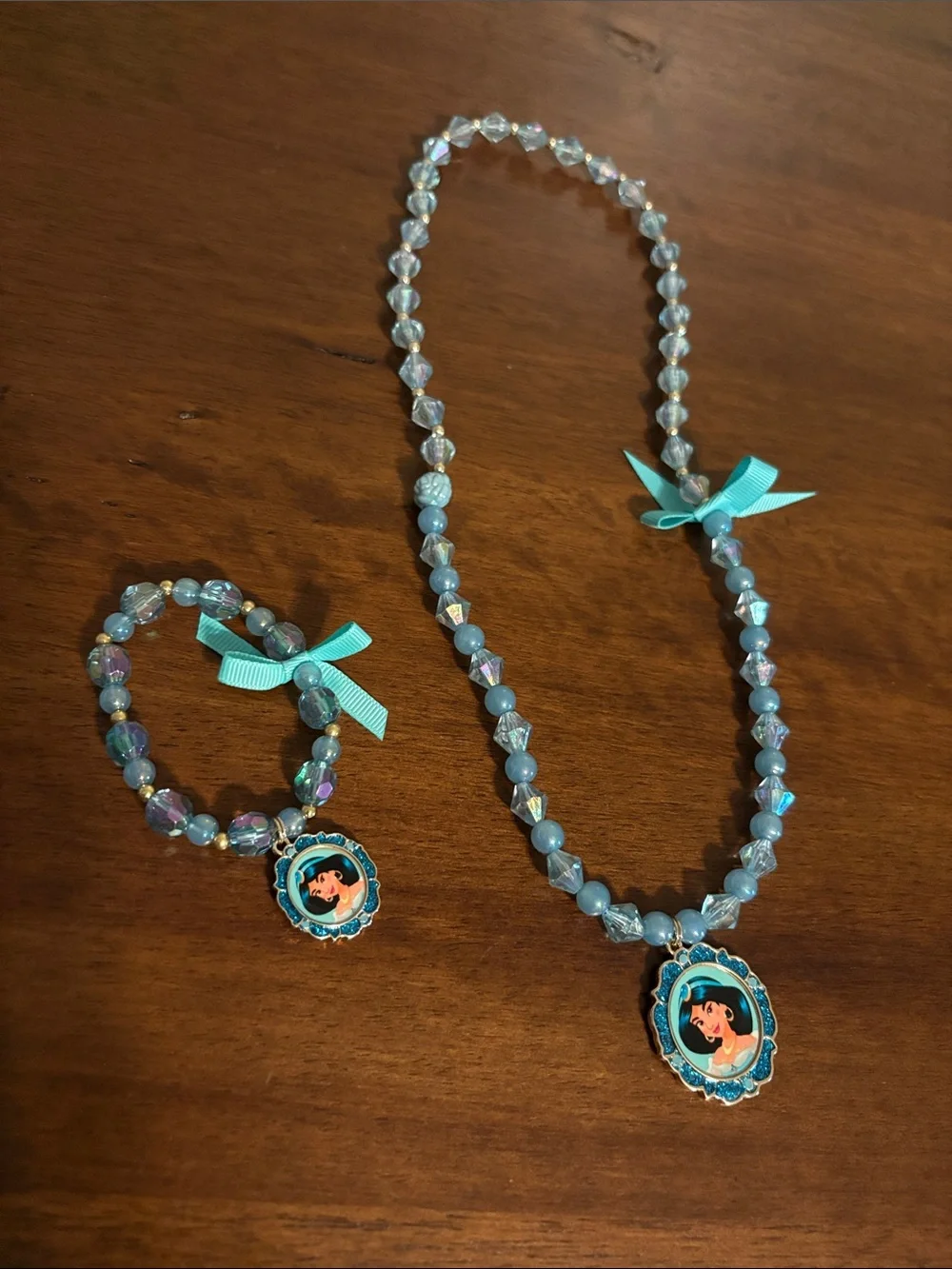 Jasmine Pendant Necklace and Bracelet Set